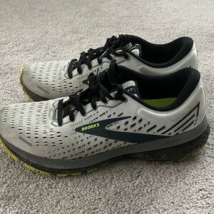 Brooks Ghost 13 Women’s Running Shoes - Gray and Black with Yellow Accents